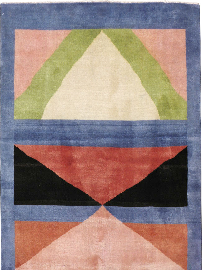 Vintage Persian Kashan Modernist Rug Inspired By Edward McKnight Kauffer, No.23518 - Galerie Shabab