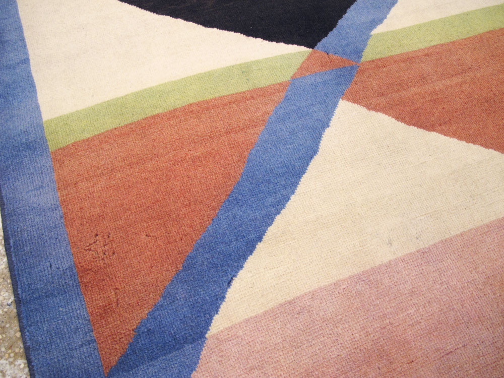 Vintage Persian Kashan Modernist Rug Inspired By Edward McKnight Kauffer, No.23518 - Galerie Shabab