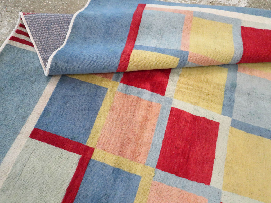 Vintage Persian Kashan Art Deco Rug Inspired By Edward McKnight Kauffer, No.23520 - Galerie Shabab