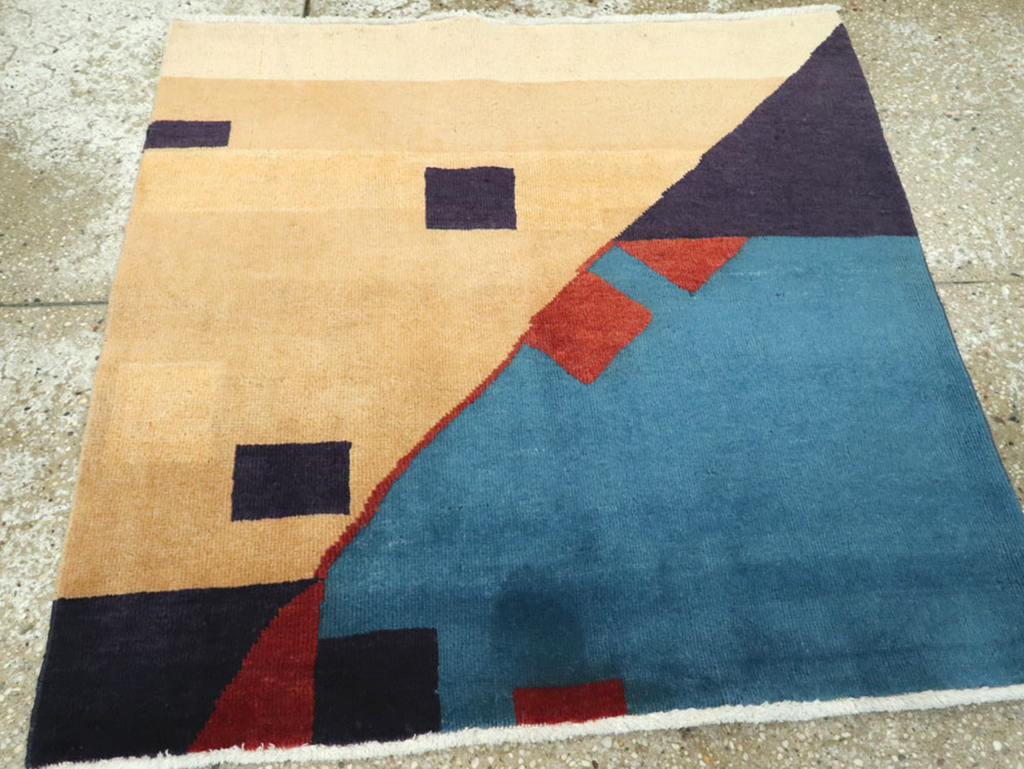 Vintage Persian Kashan Art Deco Rug Inspired By Edward McKnight Kauffer, No.23523 - Galerie Shabab