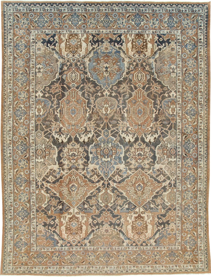 Vintage Turkish Sivas Carpet, No.23525 - Galerie Shabab