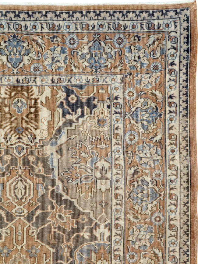 Vintage Turkish Sivas Carpet, No.23525 - Galerie Shabab