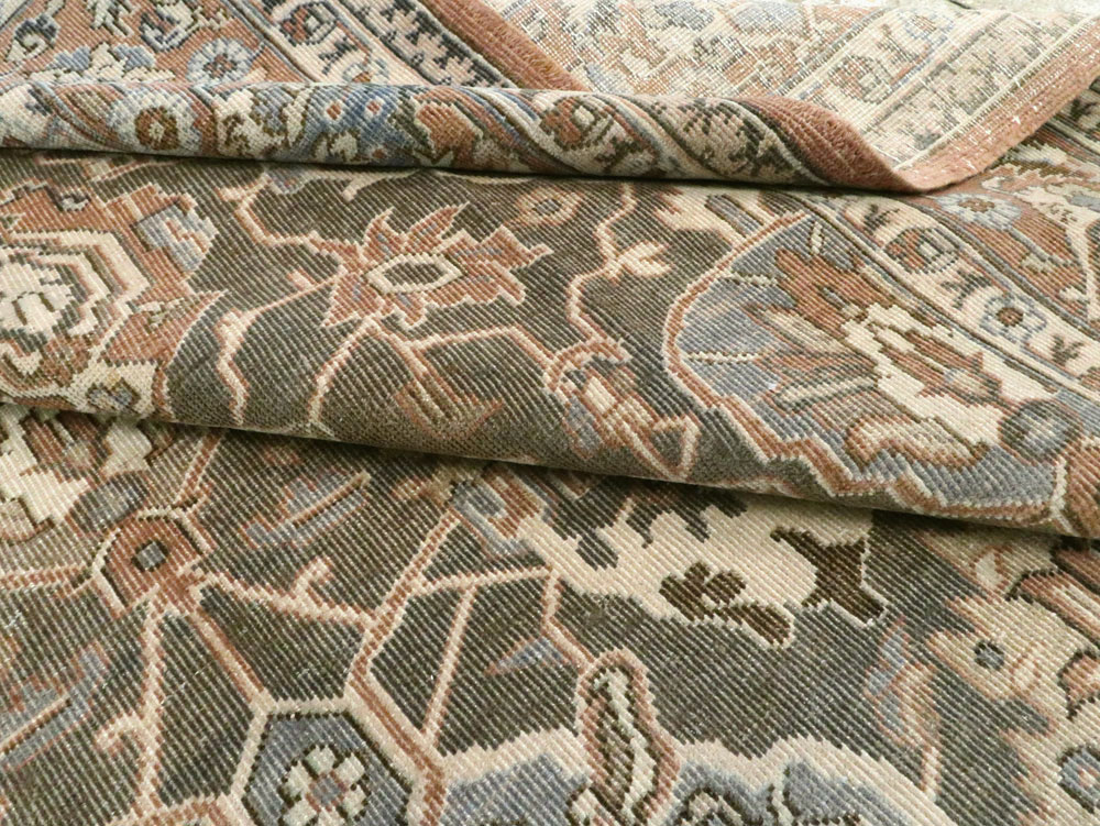 Vintage Turkish Sivas Carpet, No.23525 - Galerie Shabab