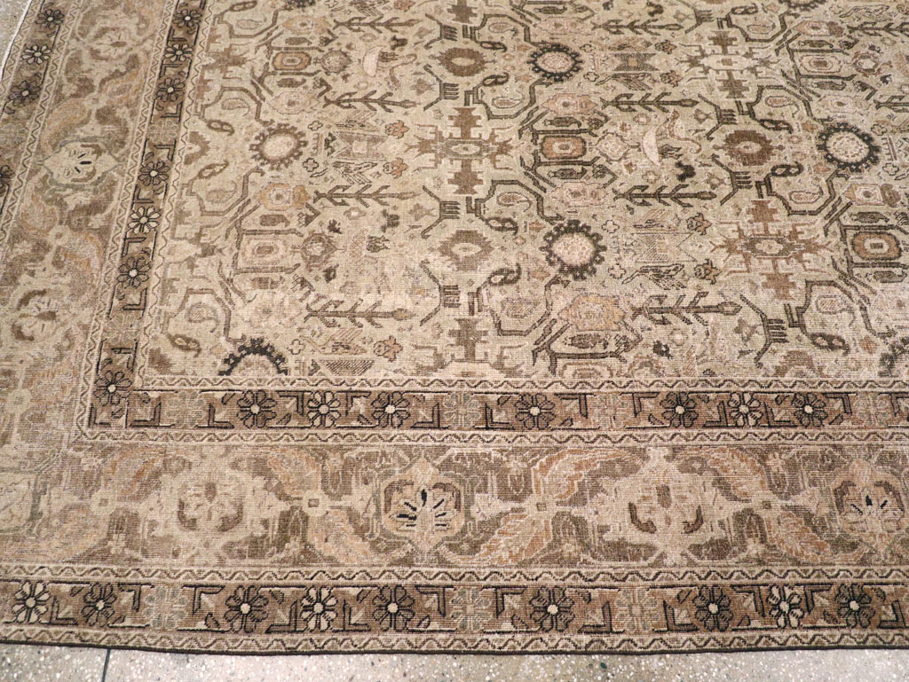 Antique Persian Tabriz Carpet, No.23527 - Galerie Shabab