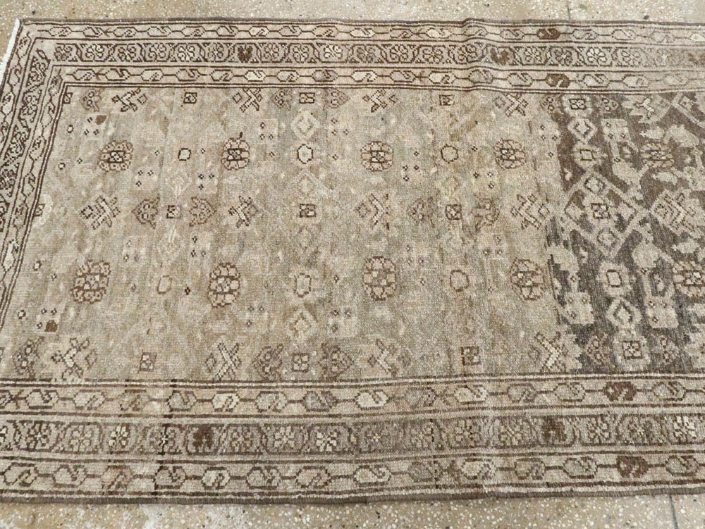 Vintage Persian Malayer Runner, No.23534 - Galerie Shabab