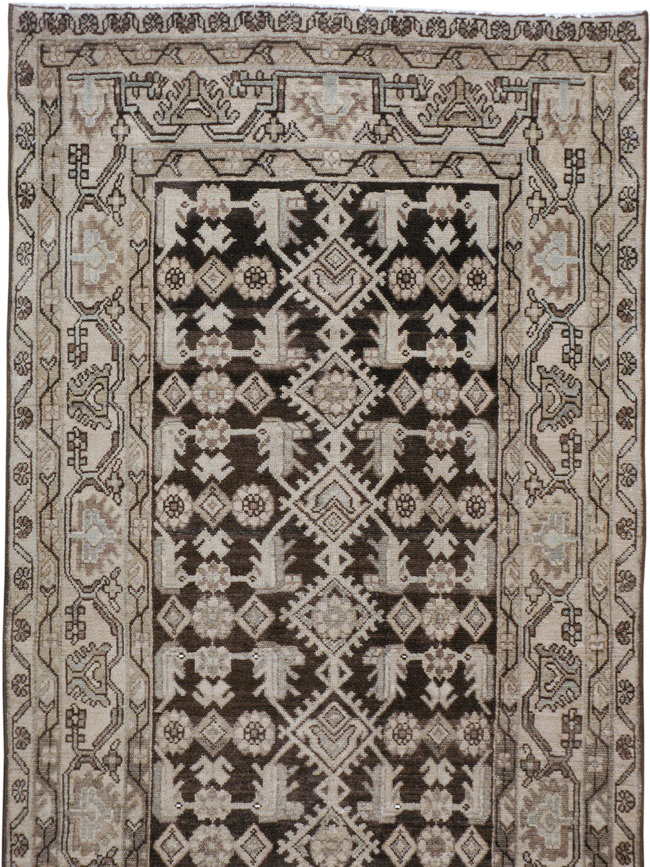 Vintage Persian Malayer Runner, No.23535 - Galerie Shabab
