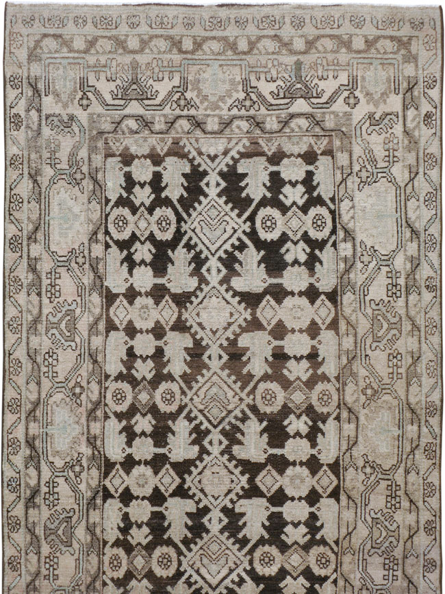 Vintage Persian Malayer Runner, No.23535 - Galerie Shabab