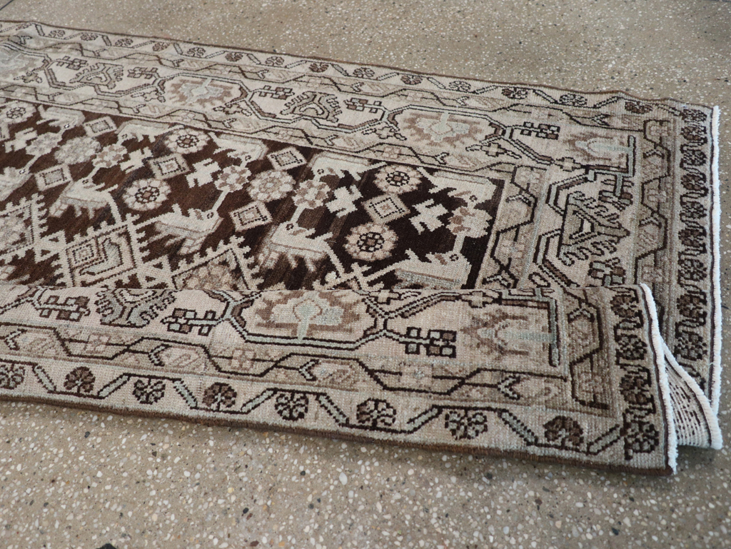 Vintage Persian Malayer Runner, No.23535 - Galerie Shabab