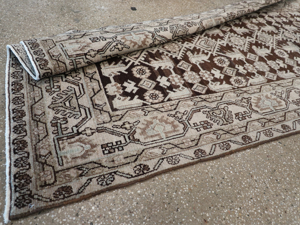Vintage Persian Malayer Runner, No.23535 - Galerie Shabab