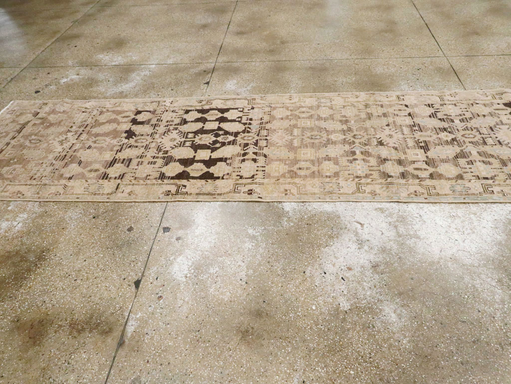 Vintage Persian Malayer Runner, No.23538 - Galerie Shabab