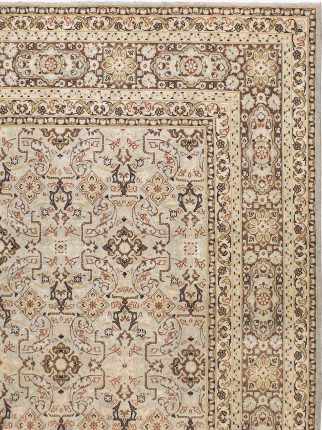 Antique Persian Mashad Carpet, No.23544 - Galerie Shabab