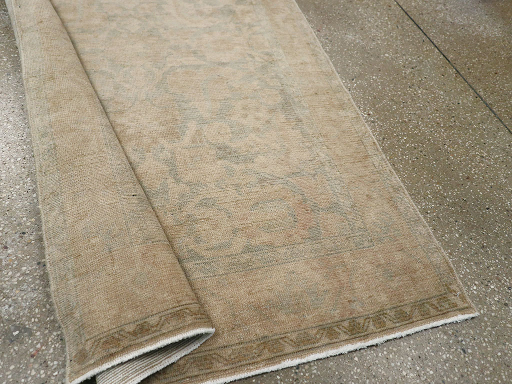 Vintage Persian Malayer Runner, No.23553 - Galerie Shabab