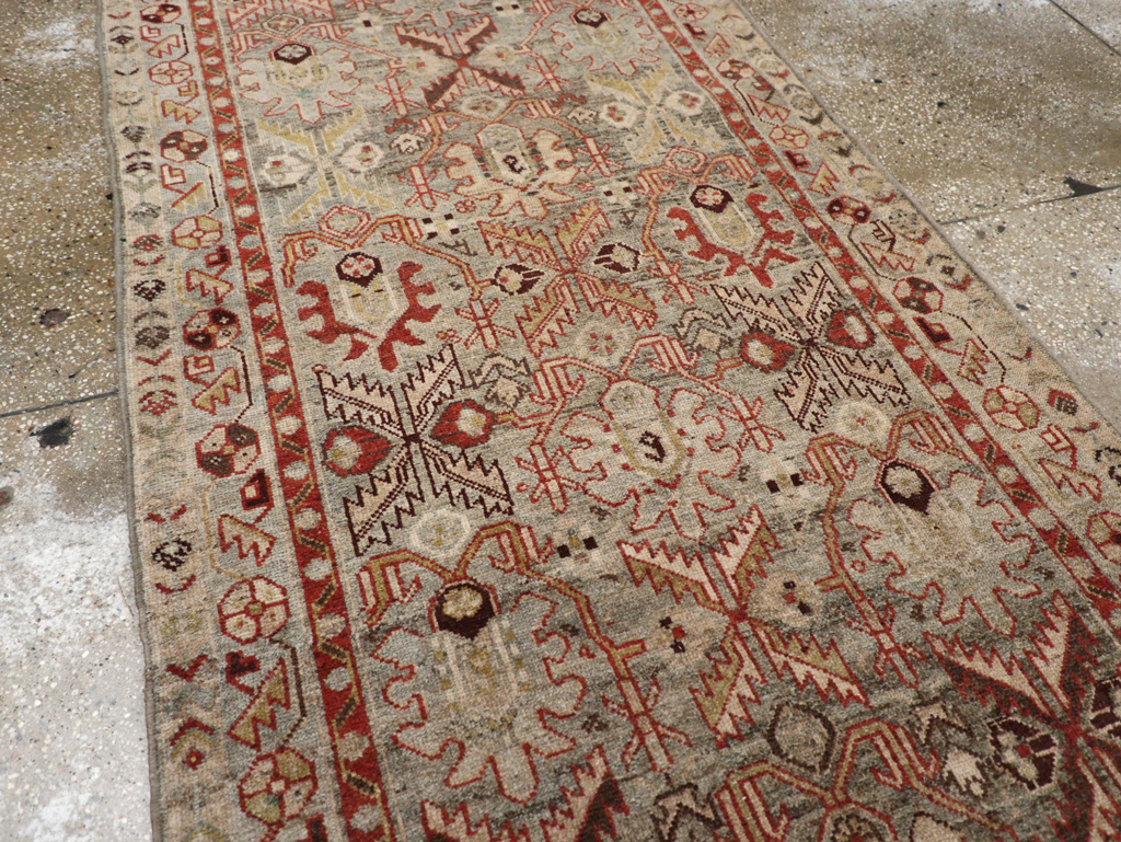 Vintage Persian Malayer Runner, No.23554 - Galerie Shabab