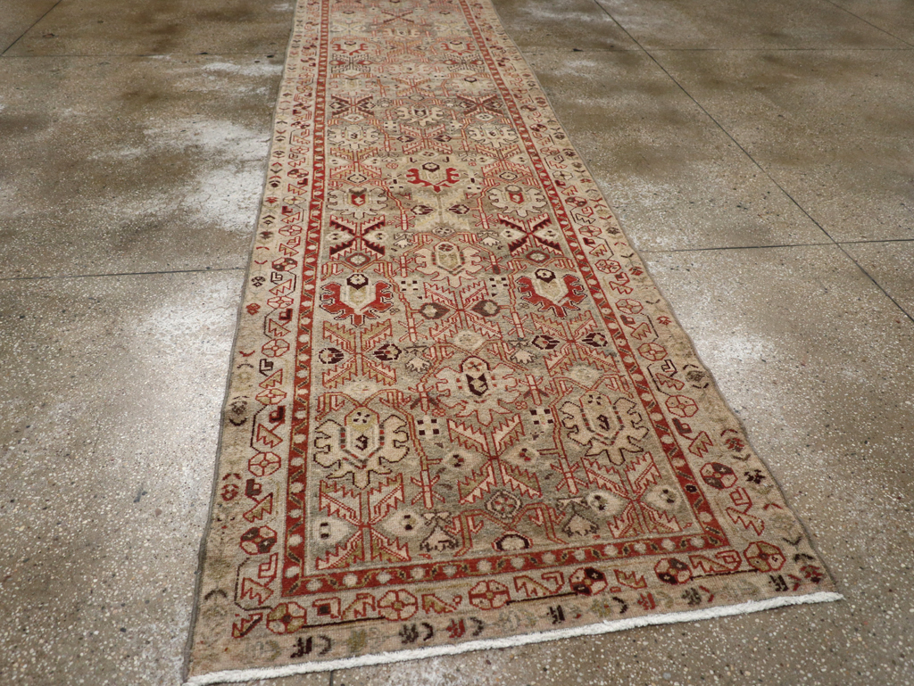 Vintage Persian Malayer Runner, No.23554 - Galerie Shabab