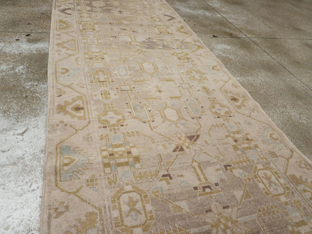 Vintage Persian Malayer Runner, No.23563 - Galerie Shabab