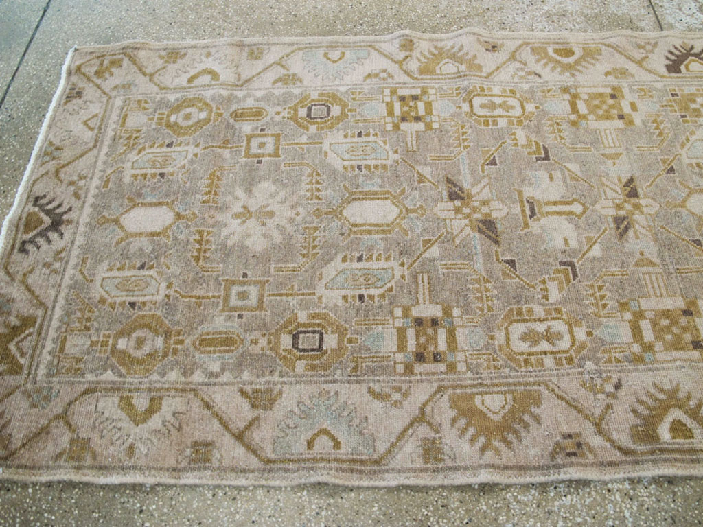 Vintage Persian Malayer Runner, No.23563 - Galerie Shabab