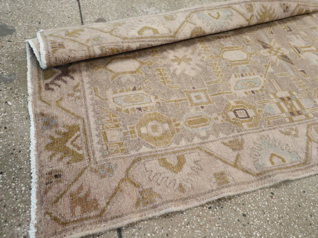 Vintage Persian Malayer Runner, No.23563 - Galerie Shabab