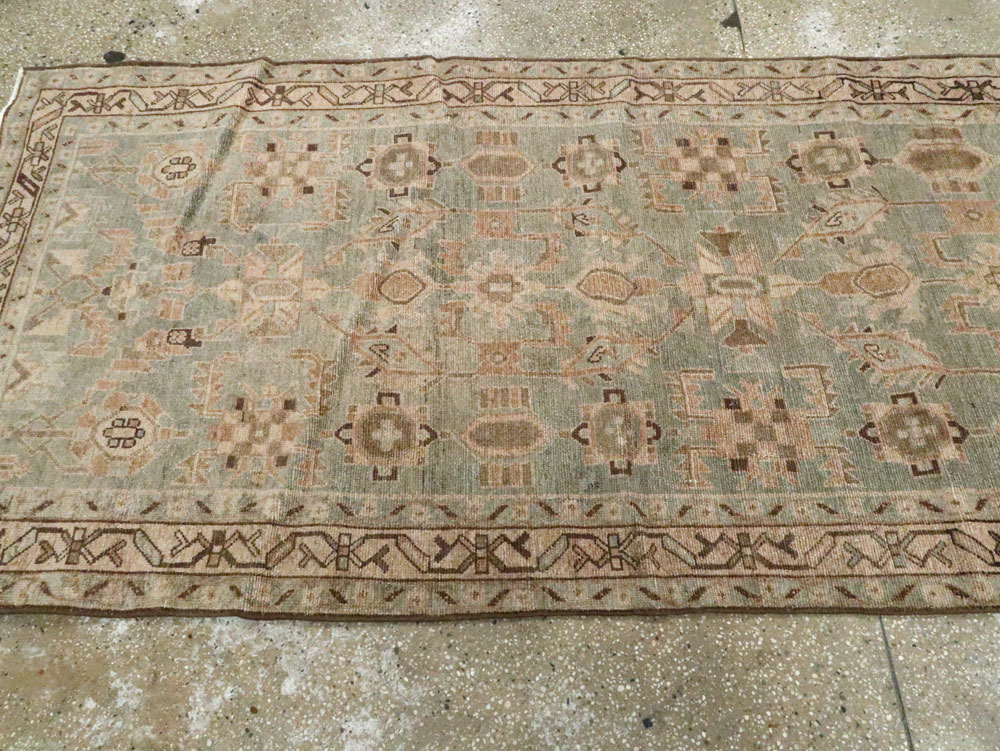 Vintage Persian Malayer Runner, No.23565 - Galerie Shabab