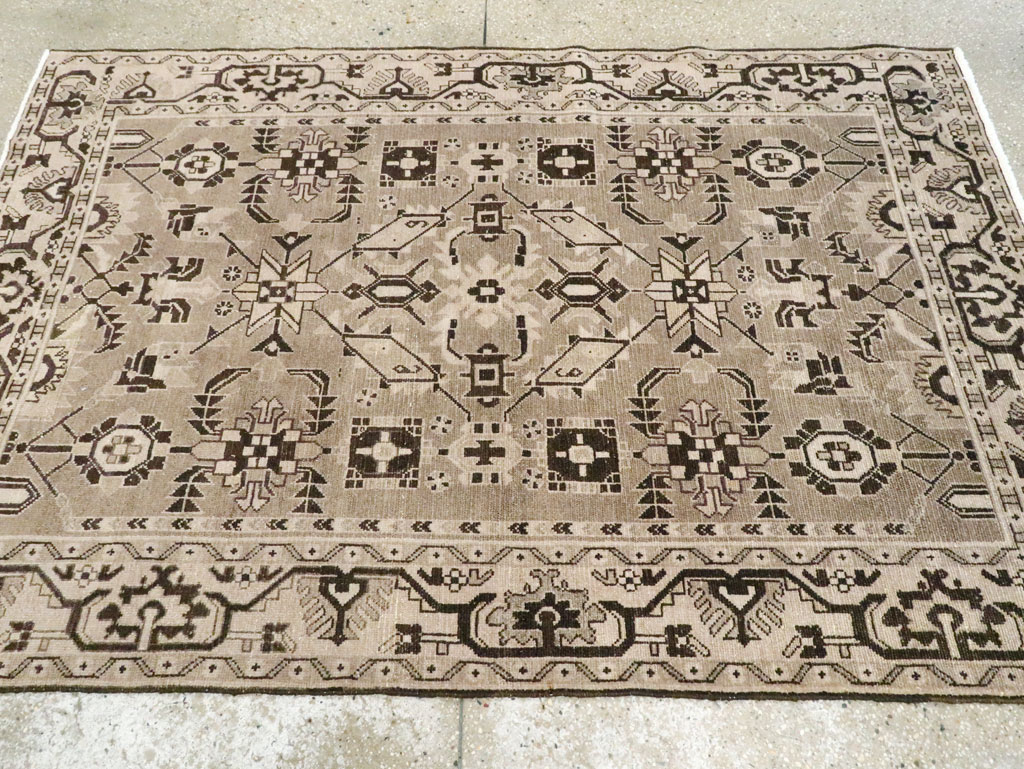 Vintage Persian Malayer Accent Rug, No.23567 - Galerie Shabab
