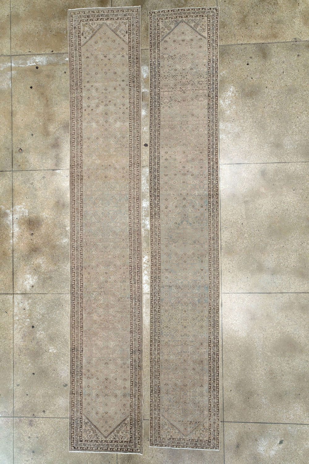 Vintage Persian Malayer Runner (Pair: 1 of 2), No.23592 - Galerie Shabab