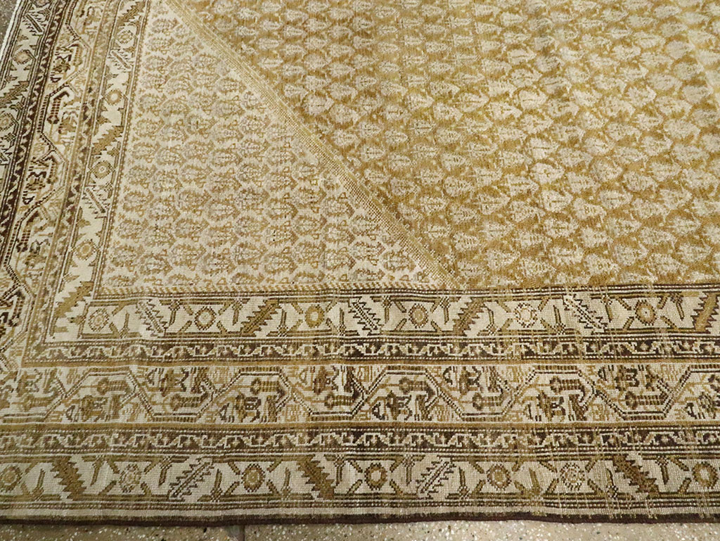 Antique Persian Malayer Gallery Carpet, No.23597 - Galerie Shabab