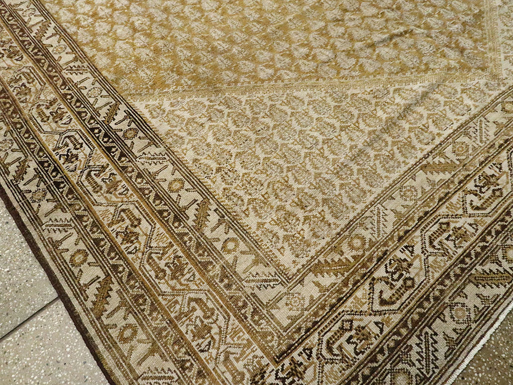 Antique Persian Malayer Gallery Carpet, No.23597 - Galerie Shabab