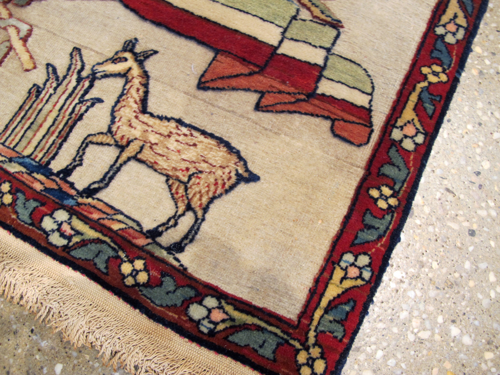 Antique Persian Dabir Kashan Pictorial Rug, No.23598 - Galerie Shabab