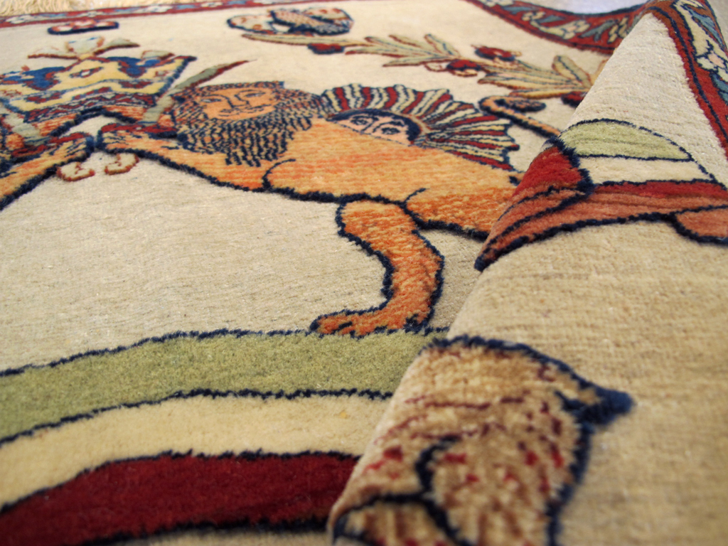 Antique Persian Dabir Kashan Pictorial Rug, No.23598 - Galerie Shabab