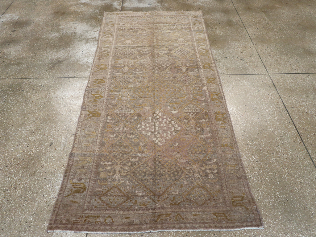 Antique Persian Kurdish Rug, No.23604 - Galerie Shabab