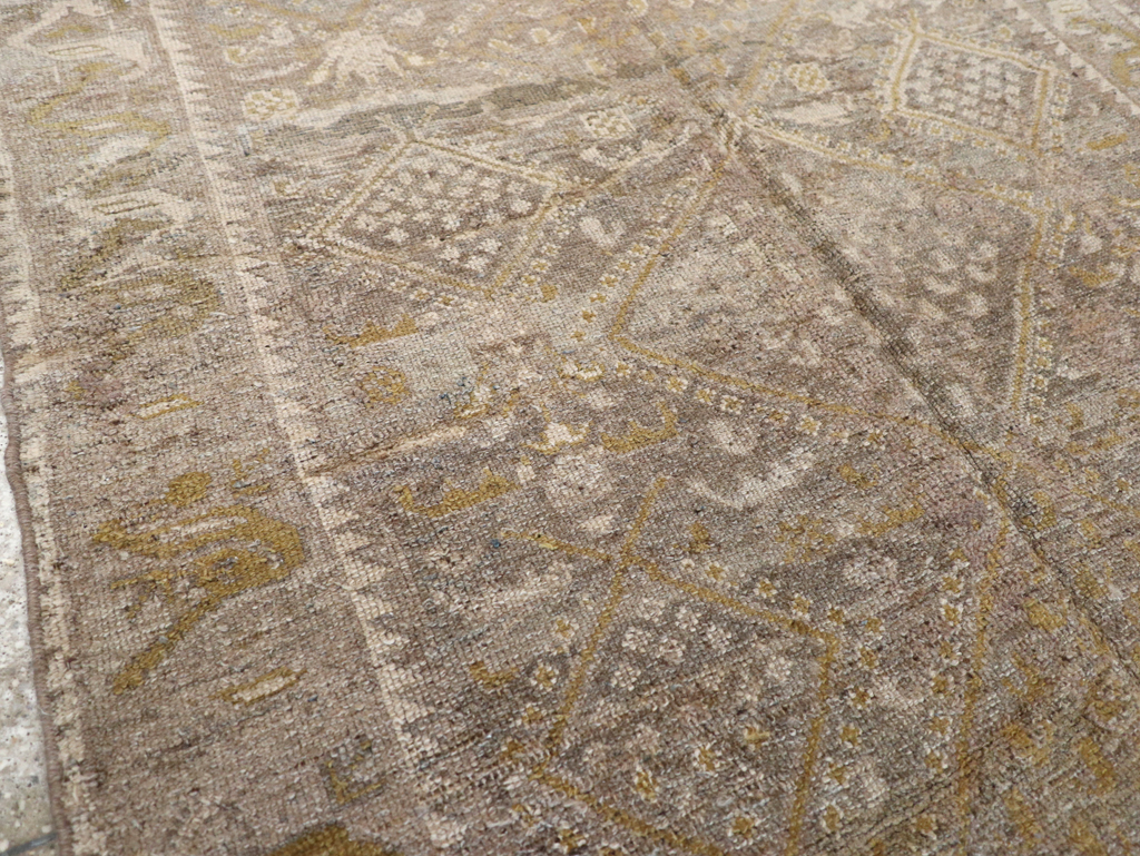 Antique Persian Kurdish Rug, No.23604 - Galerie Shabab