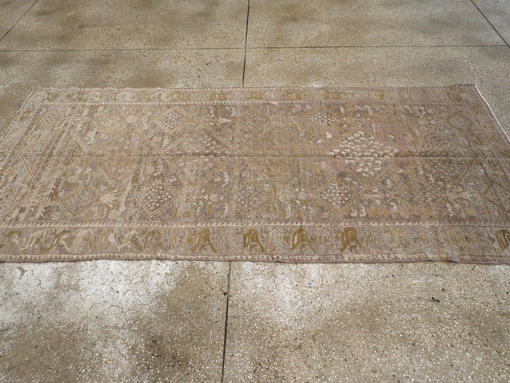 Antique Persian Kurdish Rug, No.23604 - Galerie Shabab