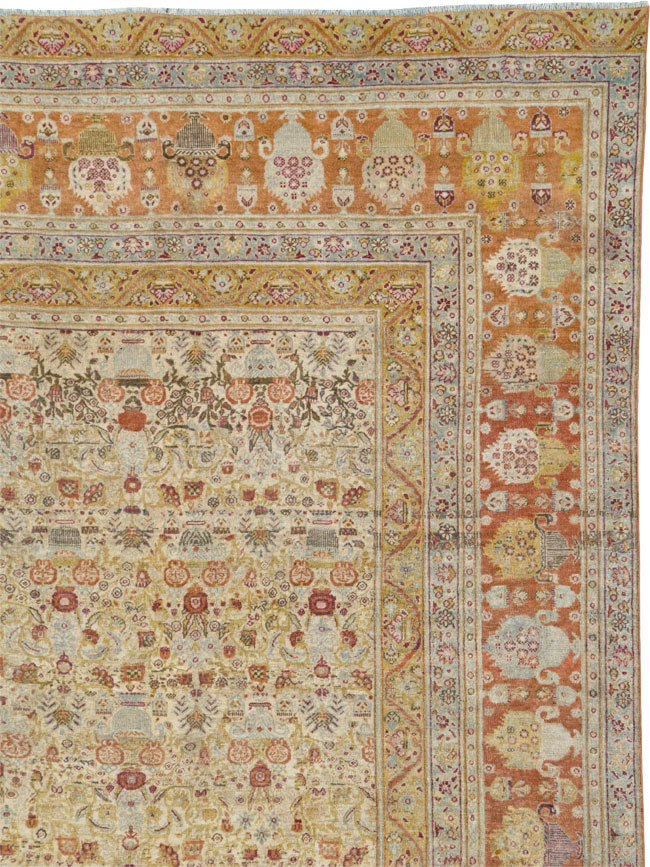 Antique Persian Tabriz Carpet, No.23608 - Galerie Shabab