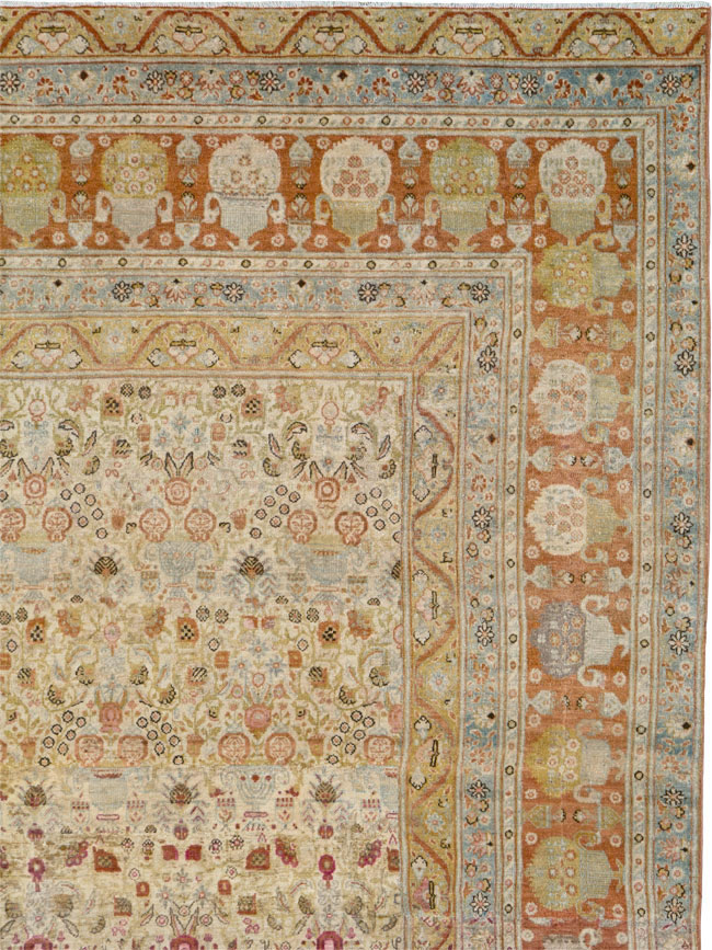 Antique Persian Tabriz Carpet, No.23608 - Galerie Shabab