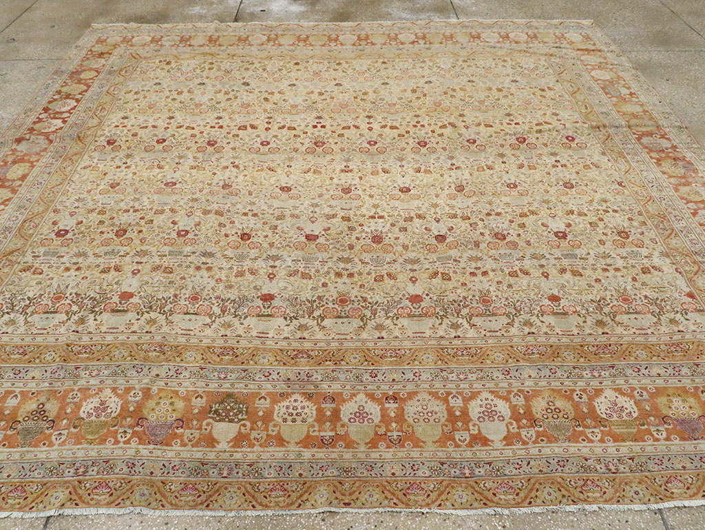 Antique Persian Tabriz Carpet, No.23608 - Galerie Shabab