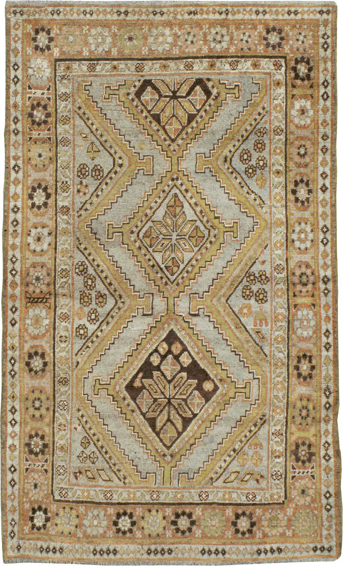 Antique Persian Kurdish Rug, No.23609 - Galerie Shabab