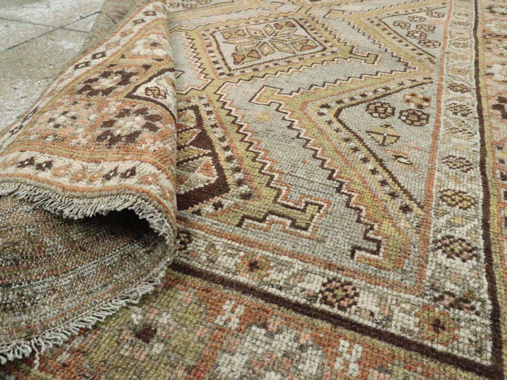 Antique Persian Kurdish Rug, No.23609 - Galerie Shabab