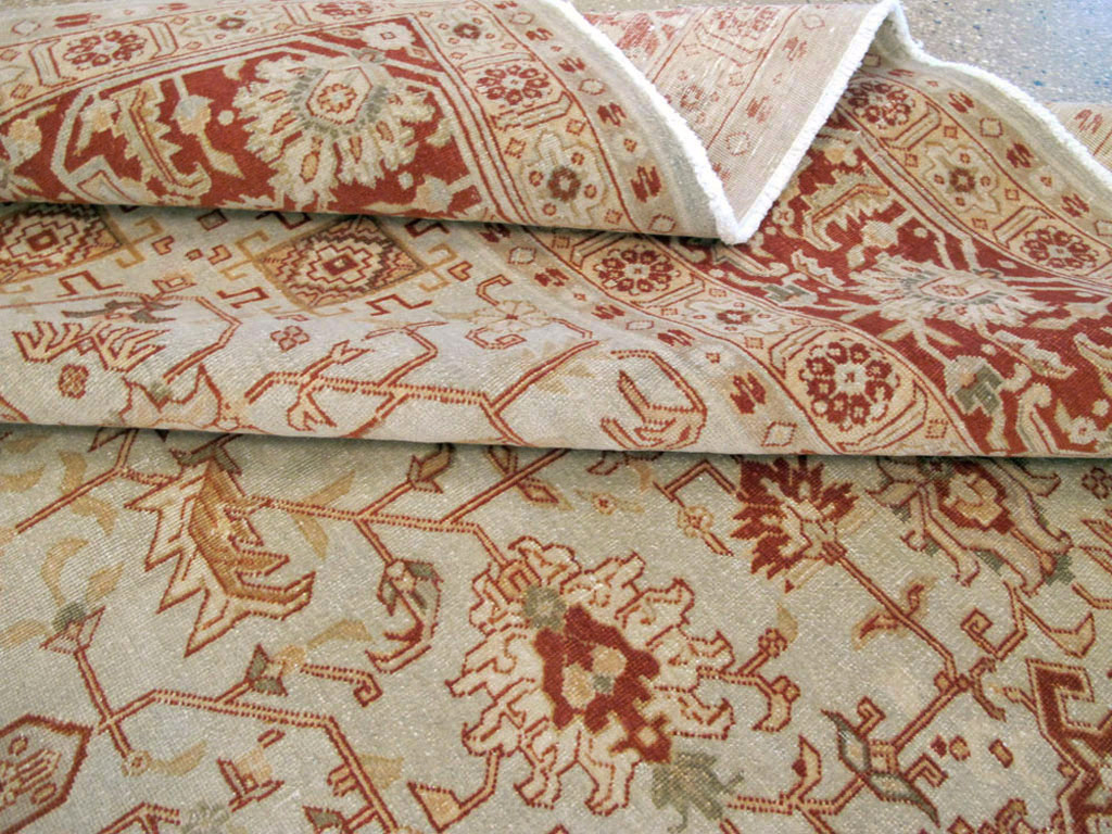 Antique Persian Tabriz Carpet, No.23617 - Galerie Shabab