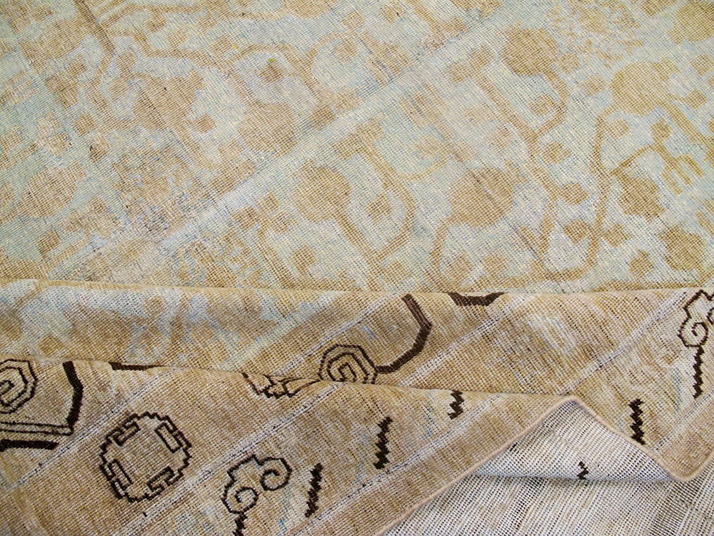 Vintage East Turkestan Khotan Gallery Carpet, No.23621 - Galerie Shabab