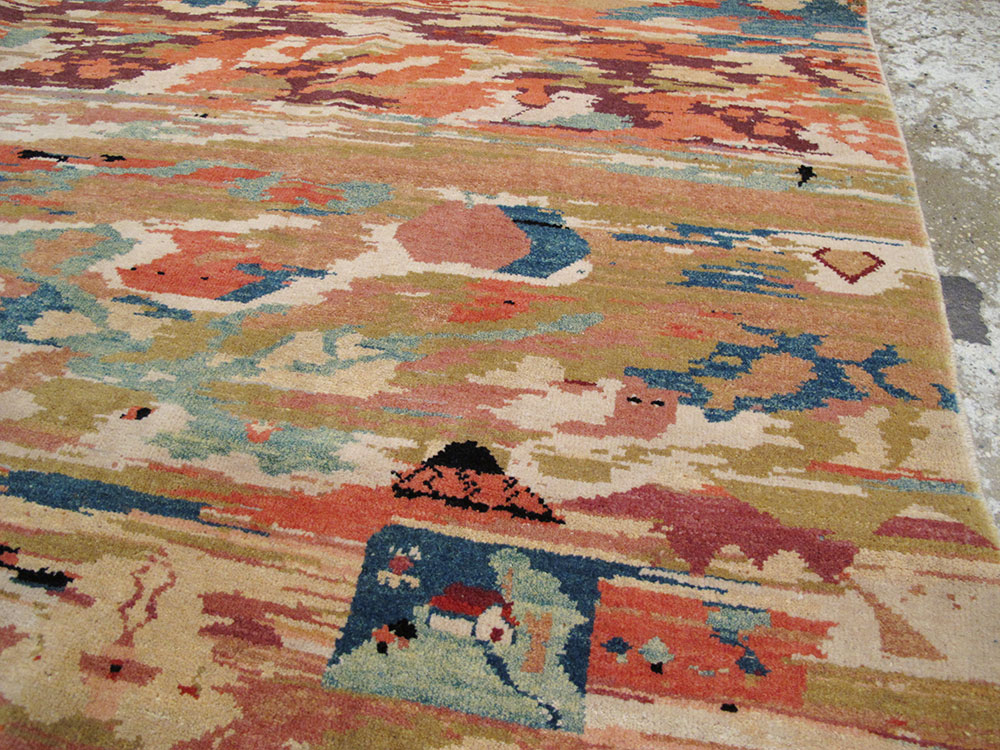 Vintage Turkish Anatolian Accent Rug, No.23629 - Galerie Shabab