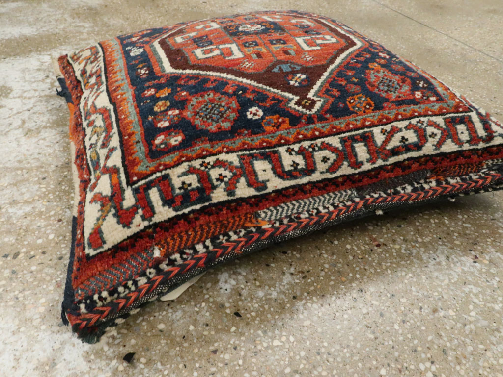 Antique Persian Northwest Bag Face Pillow, No.23640 - Galerie Shabab