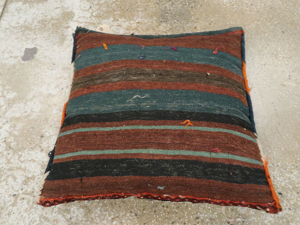 Antique Persian Northwest Bag Face Pillow, No.23640 - Galerie Shabab