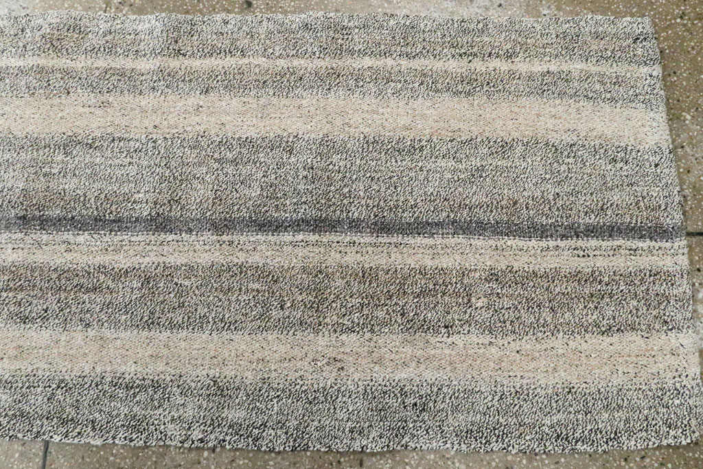 Vintage Turkish Kilim runner, No.23645 - Galerie Shabab