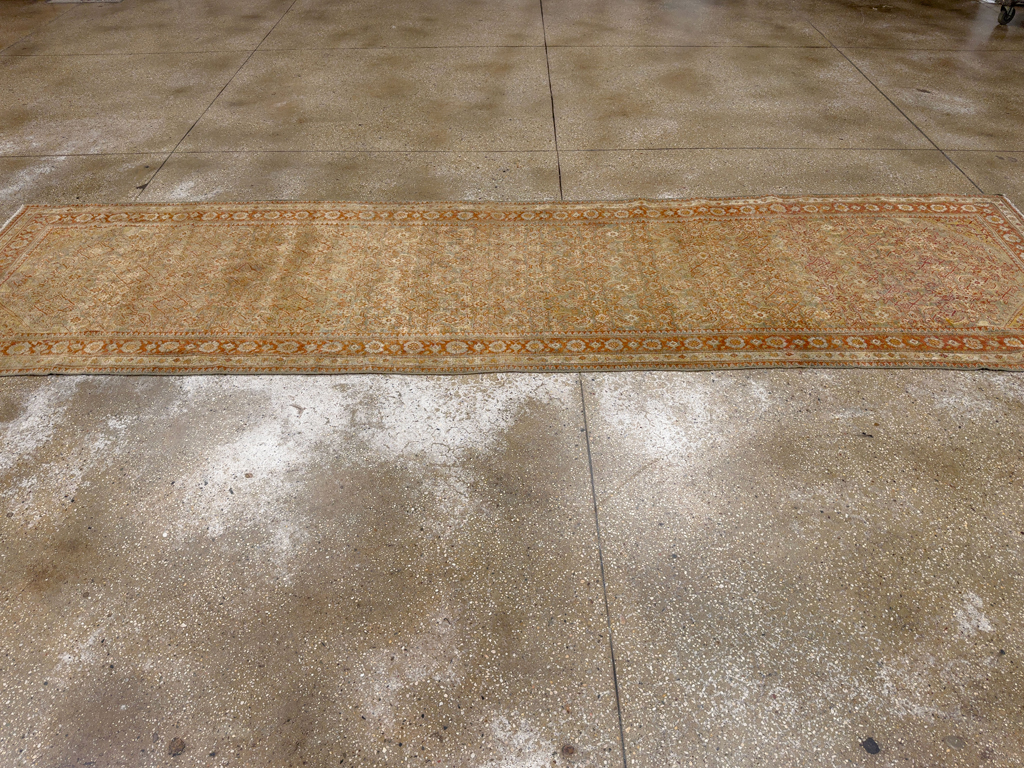 Antique Persian Malayer Runner, No.23646 - Galerie Shabab