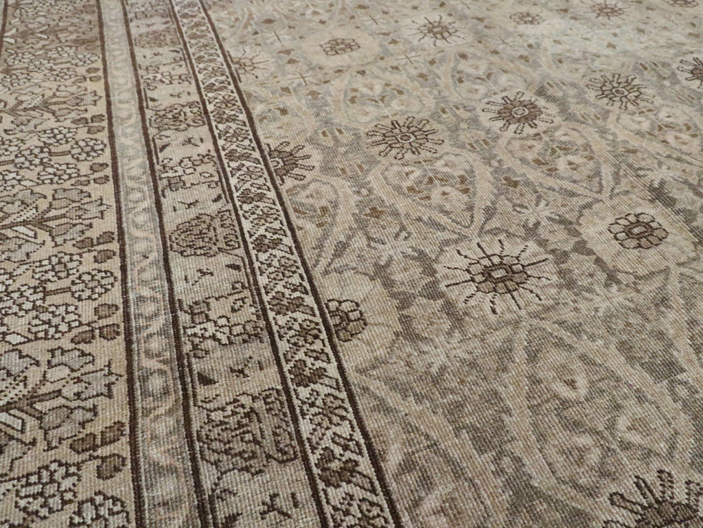 Antique Persian Tabriz Carpet, No.23647 - Galerie Shabab