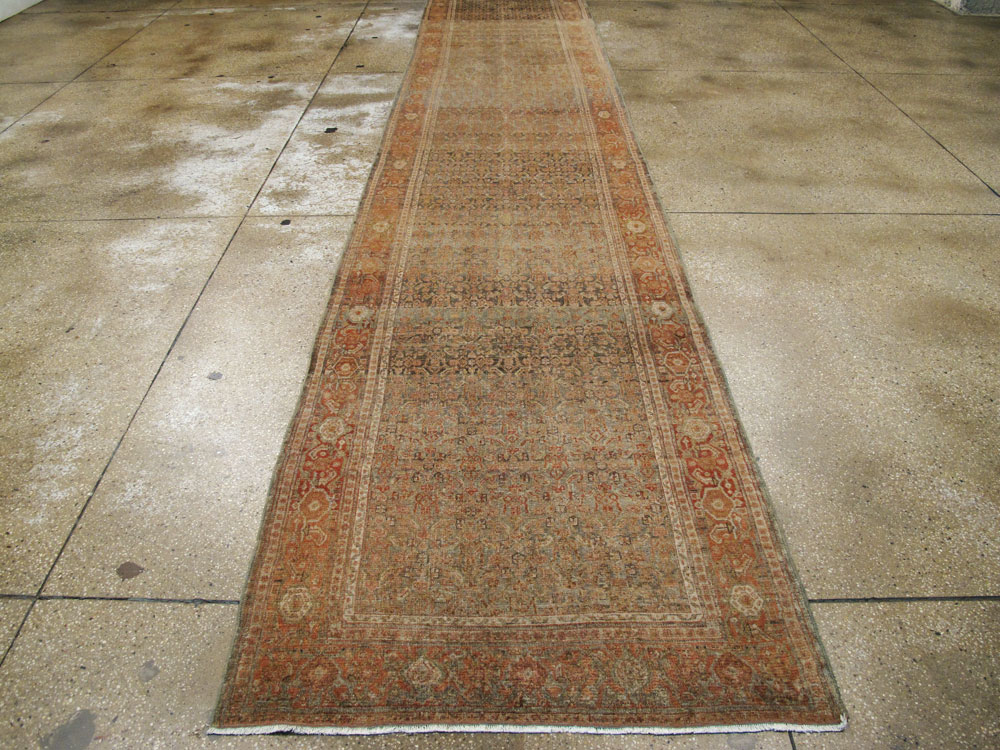 Antique Persian Senneh Malayer Runner, No.23651 - Galerie Shabab