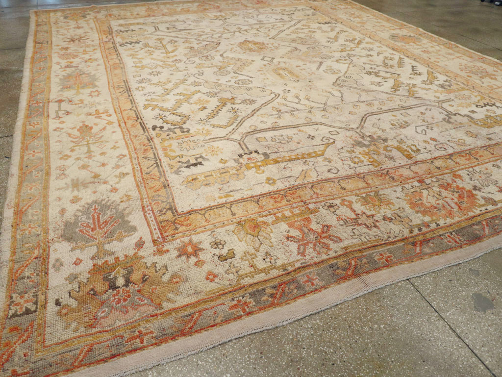 Antique Turkish Oushak Carpet, No.23653 - Galerie Shabab
