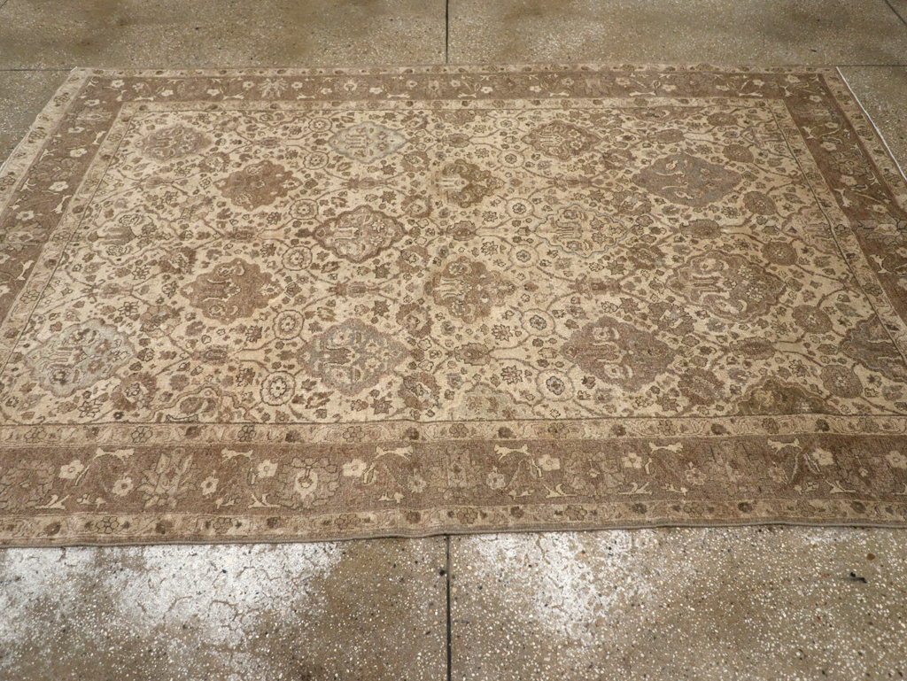 Antique Persian Tabriz Rug, No.23654 - Galerie Shabab
