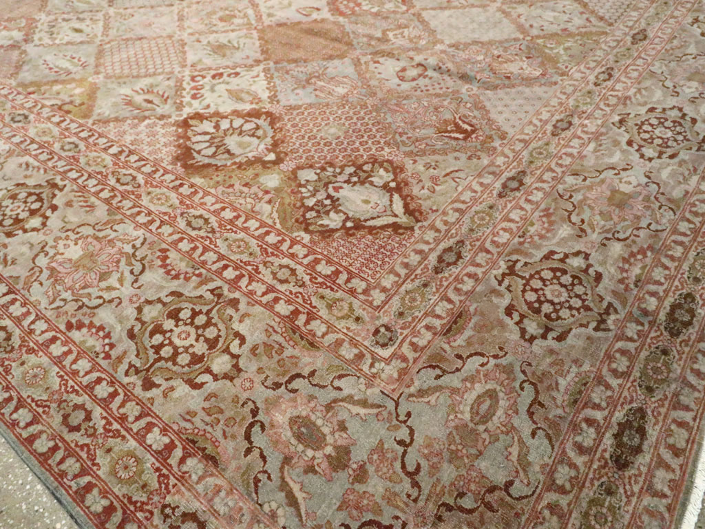 Vintage Persian Qazvin Carpet, No.23657 - Galerie Shabab