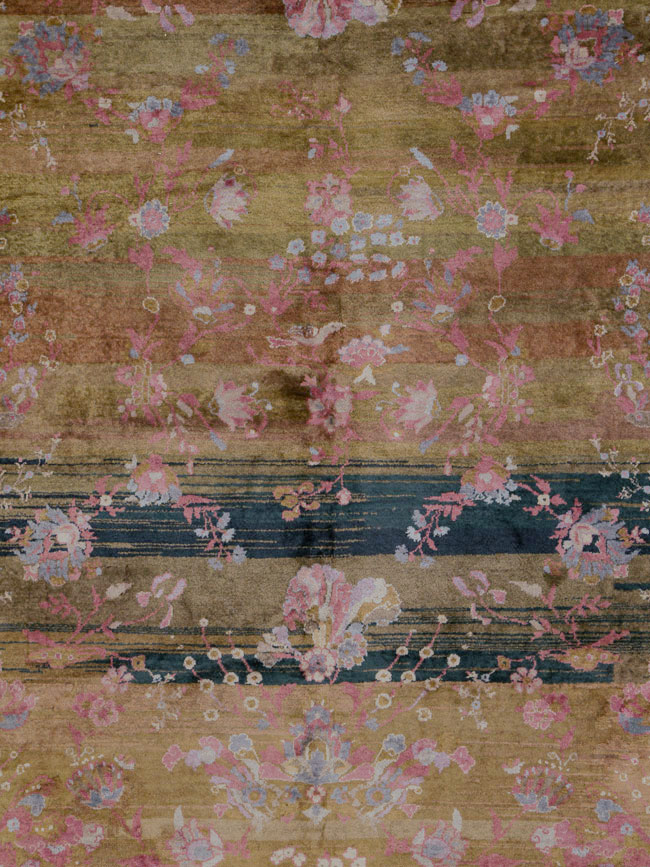 Antique Indian Lahore Rug, No.23661 - Galerie Shabab