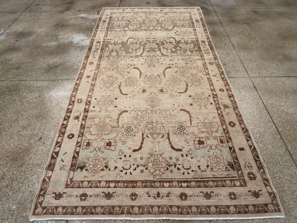 Vintage Persian Malayer Gallery Carpet, No.23668 - Galerie Shabab